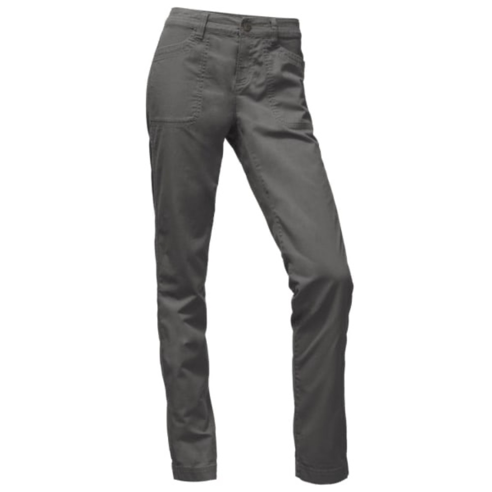 THE NORTH FACE Cliffside Standard Straight Fit Never Stop Exploring Seri…
